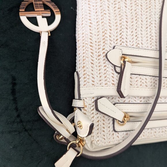 Giani Bernini White Classic Straw North South Crossbody EUC - Picture 11 of 12